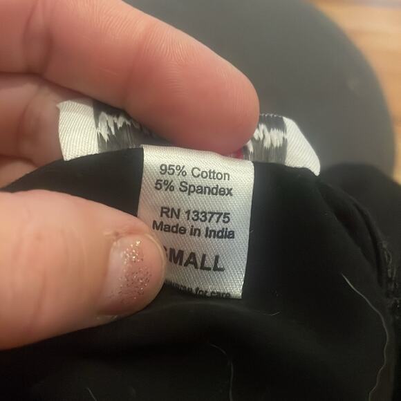 Times Two Maternity black top size small new with tag - Picture 6 of 6